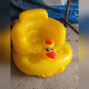 Yellow Inflatable Duck Chair Built In Pump